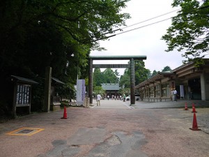 射水神社