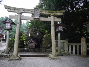 白山比咩神社