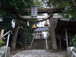 郡家神社