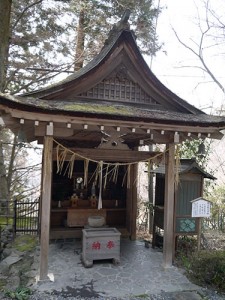 岩間寺　弁天堂