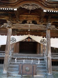 諏訪護国神社