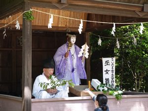 氷川神社