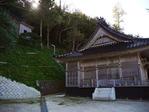 白山神社