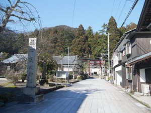 岡太神社