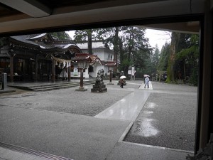 白山比咩神社