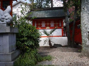 御霊神社