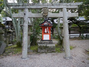 奈良豆比古神社