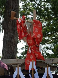 二上射水神社春季例大祭　築山神事