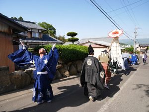 久豆彌神社・信露貴彦神社　王の舞