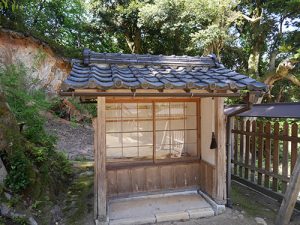 信露貴彦神社