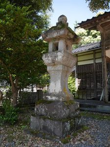 神杉伊豆牟比咩神社