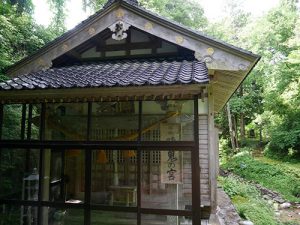 岩井戸神社