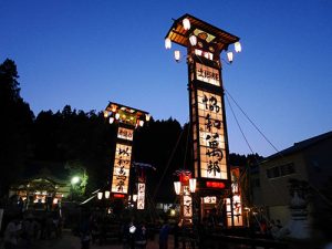 伊夜比咩神社例大祭・向田の火祭り