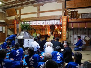 伊夜比咩神社例大祭・向田の火祭り