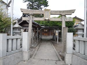 藤棚白山神社