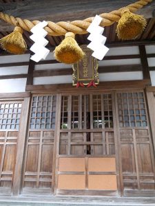 藤棚白山神社