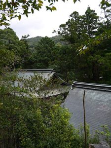 敢國神社