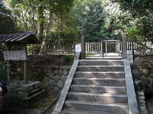 能褒野神社