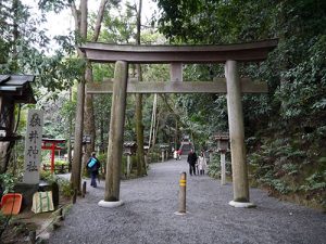 狭井神社