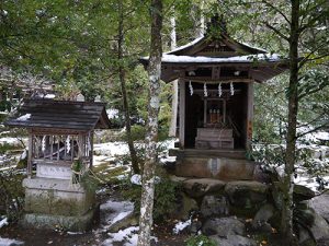 馬見岡綿向神社