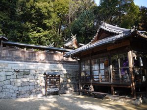 岡八幡宮