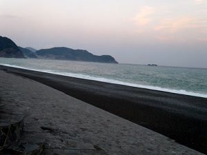 花窟神社