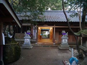 花窟神社