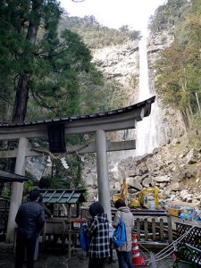 飛瀧神社