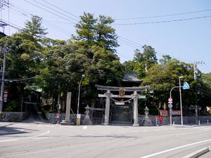 菅生石部神社