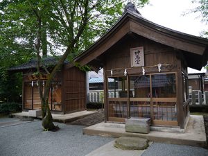 篠座神社