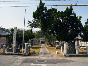 新保春日神社