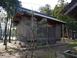 新保春日神社