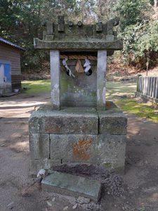 新保春日神社