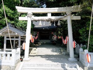 大穴持像石神社