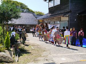 大穴持像石神社