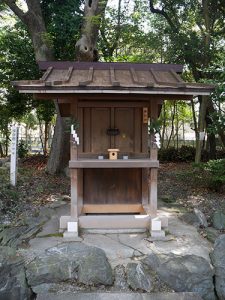 高座結御子神社