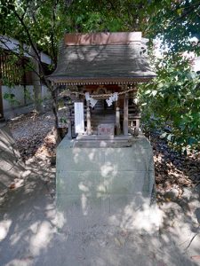 雄郡神社