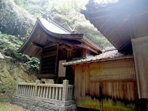 伊加奈志神社