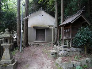 高縄神社