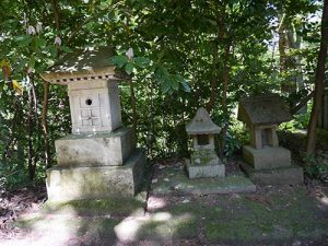 青海神社