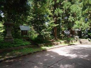 青海神社