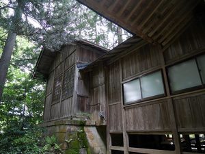 旦飯野神社