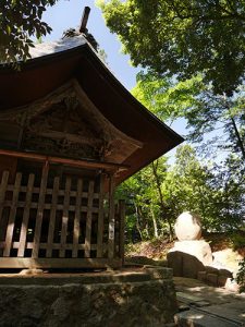 旦飯野神社