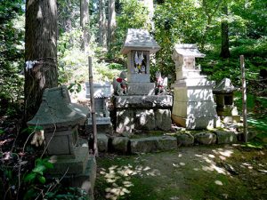 旦飯野神社