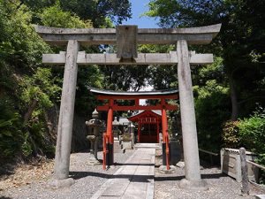 建勲神社