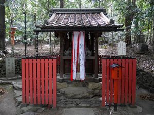 岩屋神社