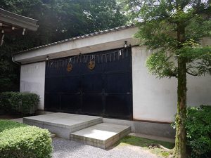 岩屋神社