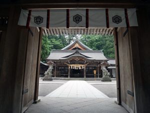 白山比咩神社