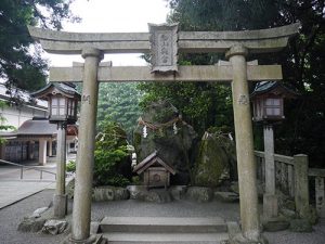 白山比咩神社