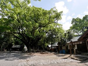 伊曽乃神社